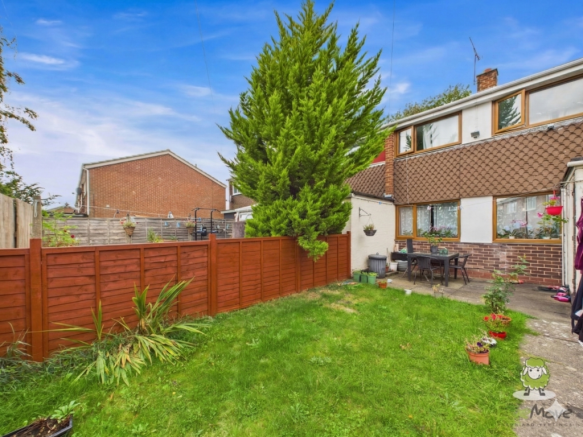 Garden - Ewemove Whitchurch Nantwich Charlotte Tho