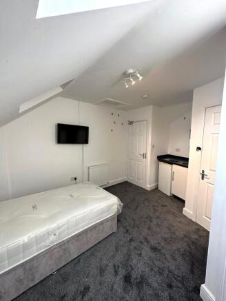 1 bed Not Specified to rent Image 5