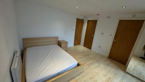 Brudenell Road, Hyde Park, Leeds, LS6 1JD