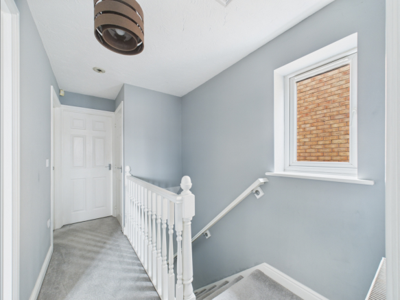 3 bed Semi-Detached to rent Image 7