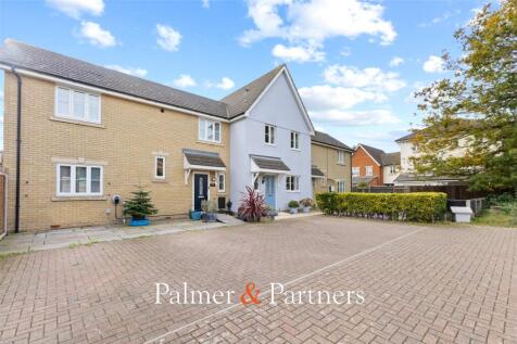 Gratian Close, Highwoods, Colchester, Essex, CO4