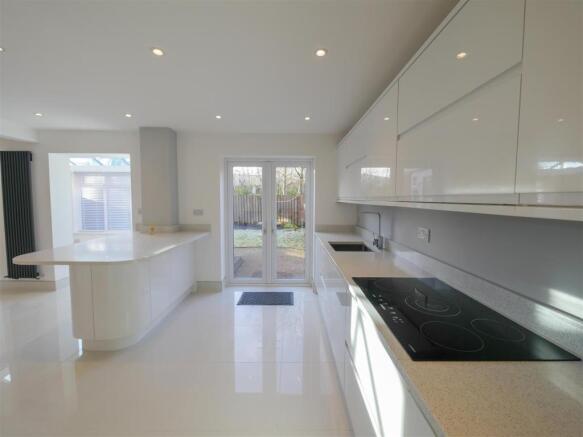 Kitchen / Dining Room