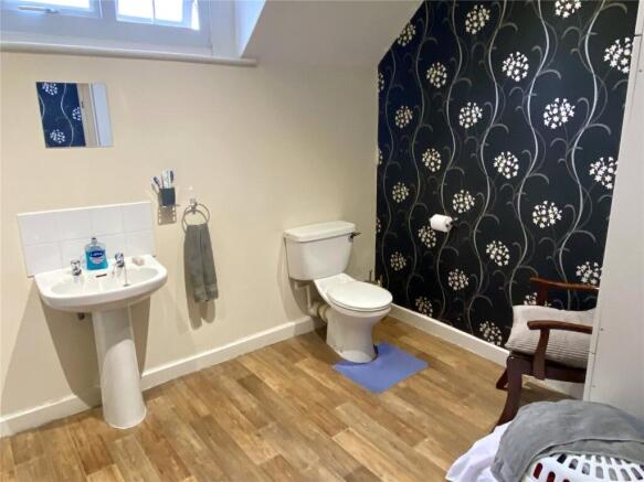 7 bed Terraced for sale Image 8