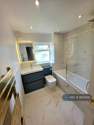 Main Bathroom