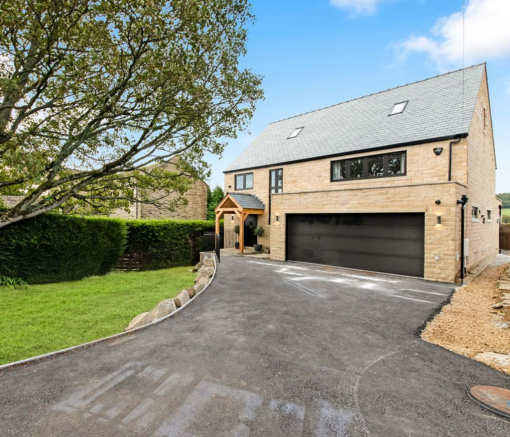 4 bed Detached for sale Image 4