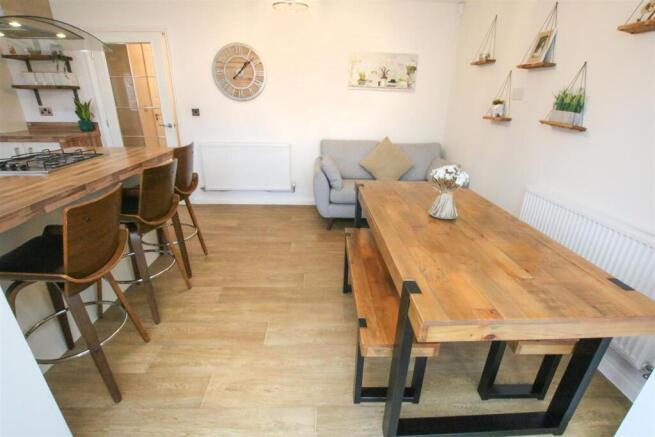 OPEN PLAN LIVING DINING KITCHEN