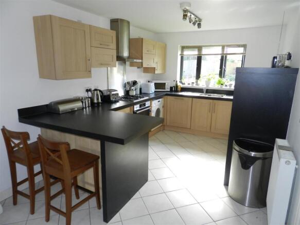 BREAKFAST KITCHEN RO
