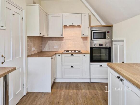 Kitchen (View 2)