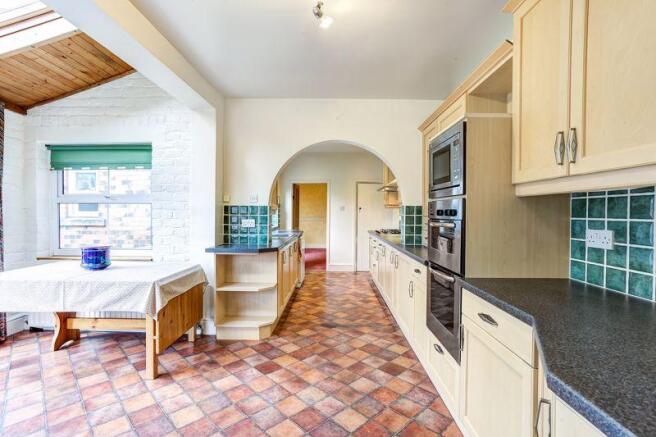 BREAKFAST KITCHEN