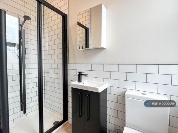 1 bed Flat to rent Image 9