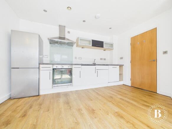 2 bed Flat to rent Image 5