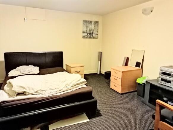 Bedsit Example 4