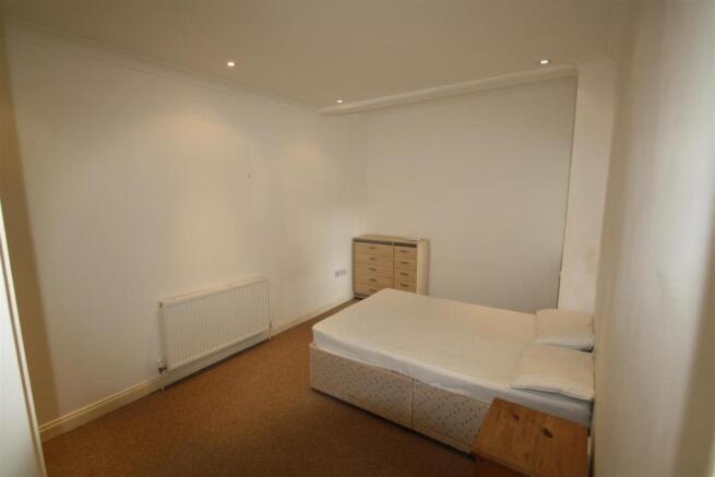 Bedroom.jpg