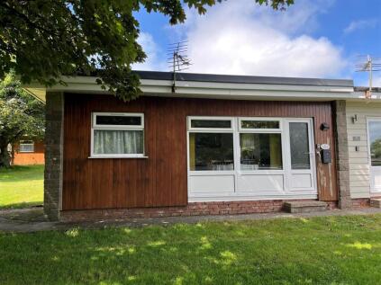39 Norton Park, Dartmouth