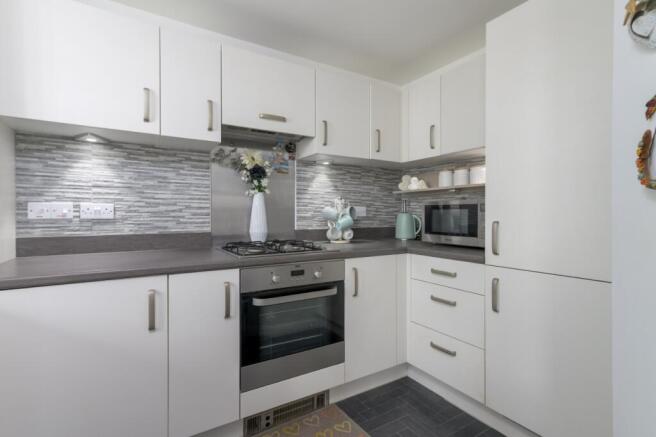 Curlew Way, Inverkeithing, KY11 photo 5