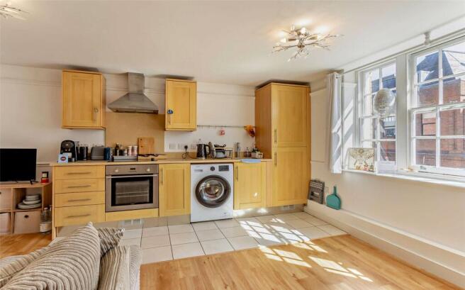 Kitchen/Lounge