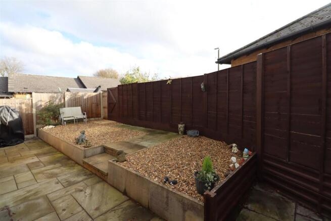 Whaddon Road, Shenley Brook End, Milton Keynes photo 4