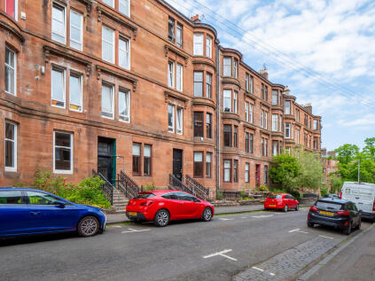 18 Caird Drive, Partickhill, Glasgow, G11 5DT