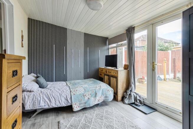 2 bed Semi-Detached for sale Image 10