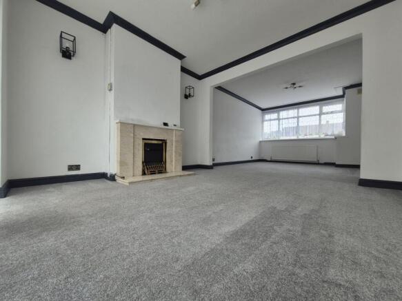 Lounge 1