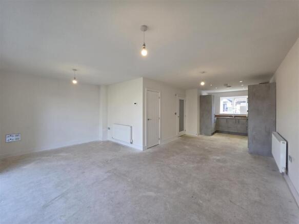 2 bed Detached for sale Image 4
