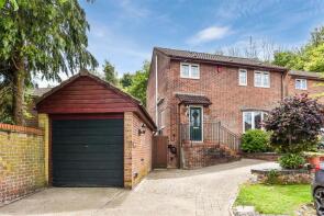 22, The Vale, Horndean, Waterlooville PO8 0HD