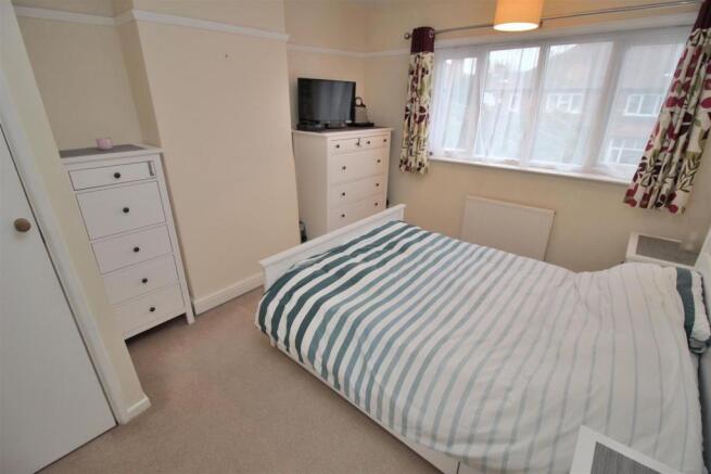 BED1.JPG