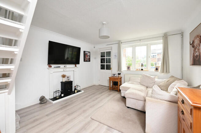 38 Cherrytree Clo...