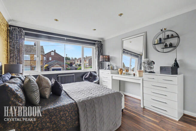 3 bed Semi-Detached for sale Image 11