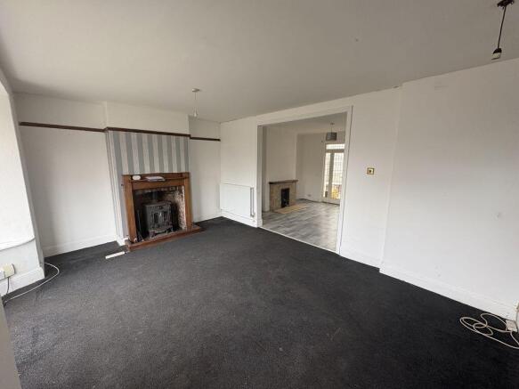 3 bed Terraced for sale Image 4