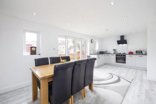Kitchen/Dining Room