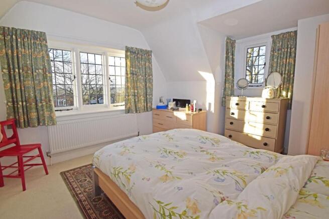 136 Old Birmingham Road, bed 1.jpg