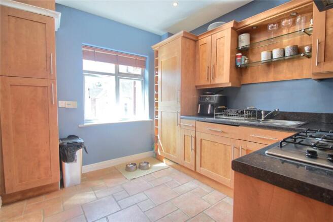 2 bed Flat for sale Image 8