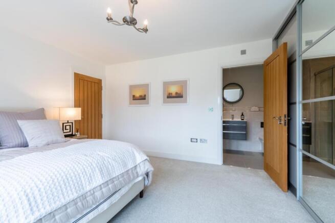 5 Grange Close-044.jpg