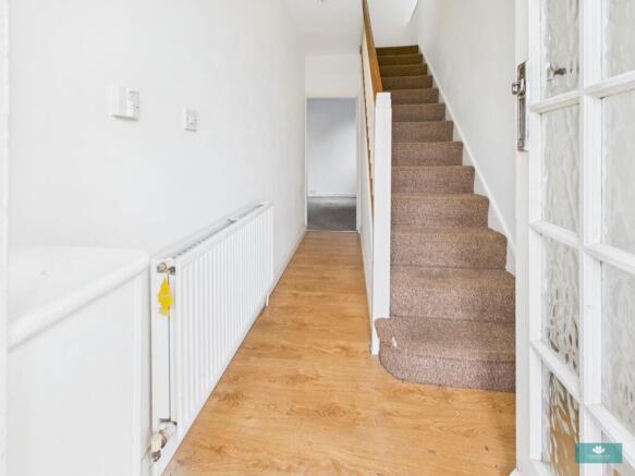 3 bed Semi-Detached for sale Image 6