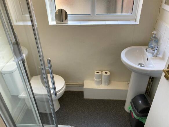 Wc/Shower Room