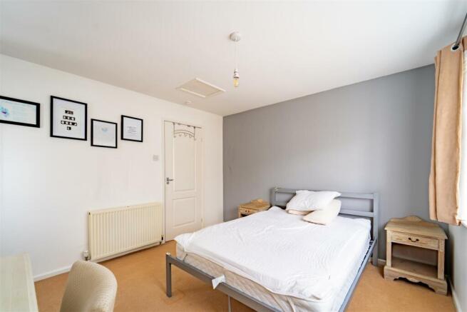 21 Hawthorne Avenue - Full Res (5 of 16).jpg