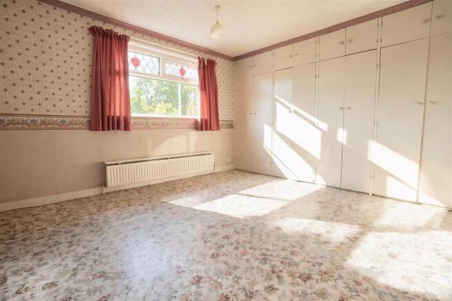 2 bed Bungalow for sale Image 9