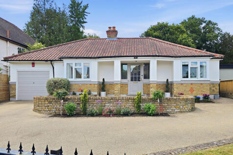 Tolmers Road, Cuffley