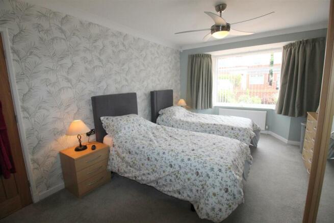 Rossendale Road, 27, bed 1 (2).JPG