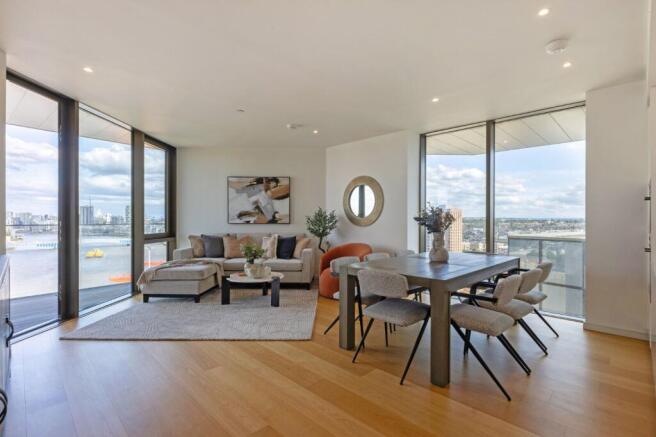 Living & Kitchen