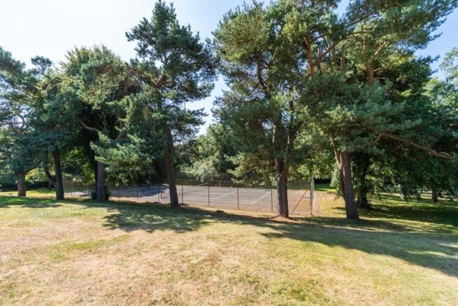 Tennis Courts 