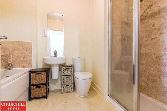 topfloorbathroom.jpg