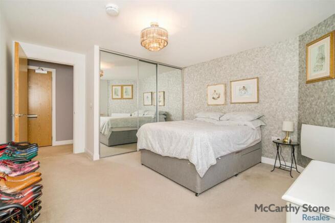 1 bed Apartment for sale Image 7