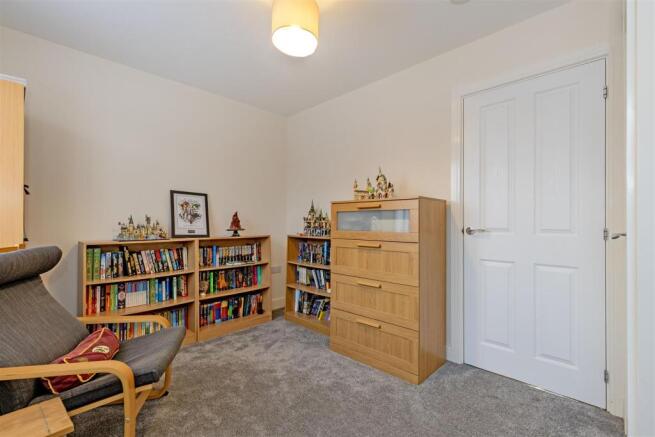 Bedroom 2-1.jpg