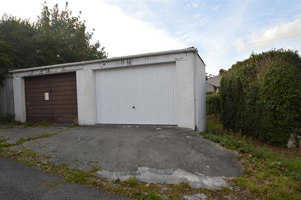 SINGLE GARAGE