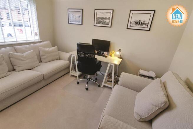 SITTING ROOM:
