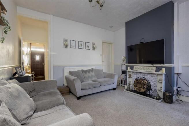 Lounge/Sitting Room