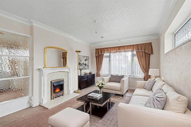 Lounge_1 - 2 (1).jpeg