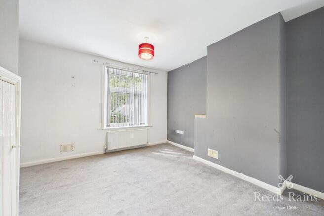 3 bed Terraced for sale Image 5